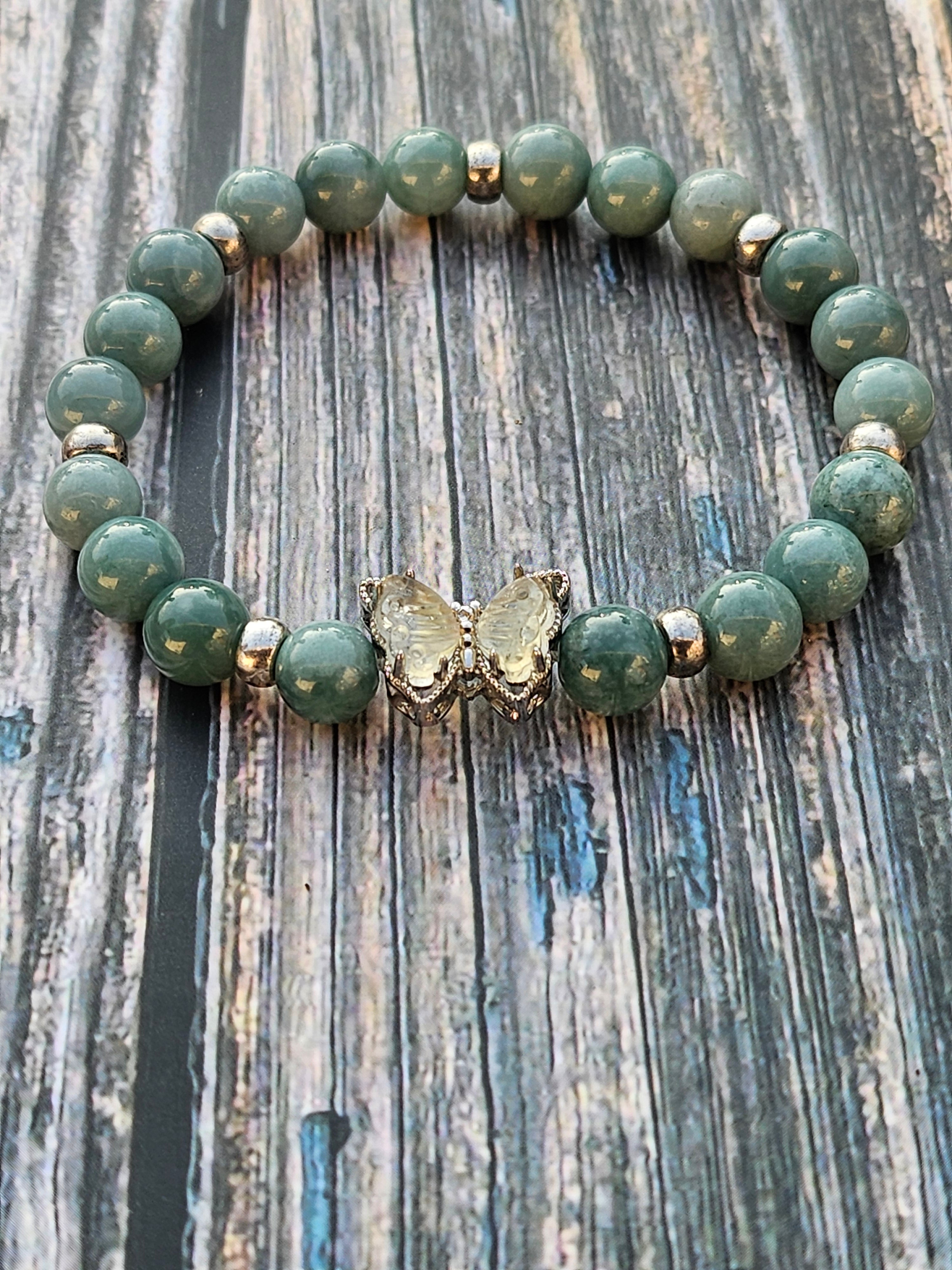 Jadéite Vert d'Eau : Pierre de Chance et d'Harmonie