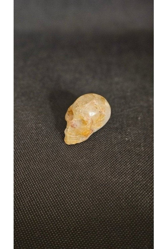 Crâne en Quartz Doré Naturel ( Golden Healer ) - Clarté Mentale et Énergie Spirituelle -décoration crâne en pierre naturelle - Kumari Legacy