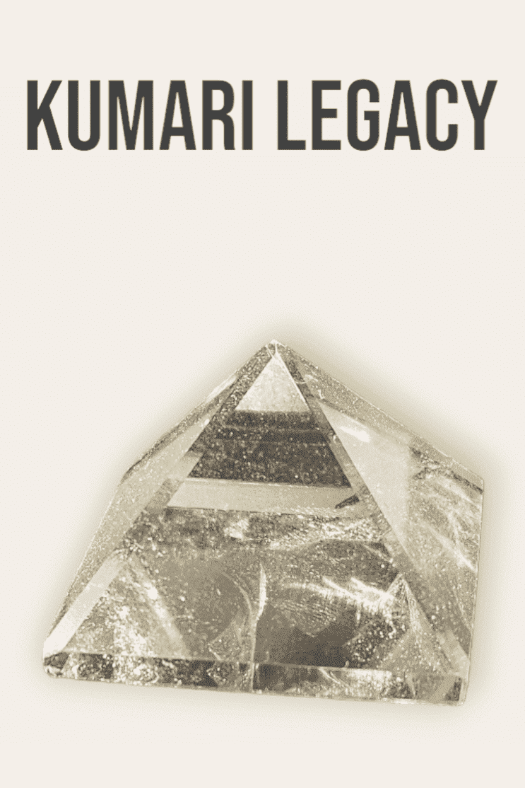 Pyramide en Quartz - Élégance Énergétique - Lithotherapie - Kumari Legacy