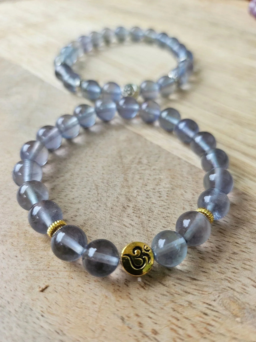 Bracelet “Aether” – Fluorite Bleue AAA 8 mm – Sur mesure - Kumari Legacy