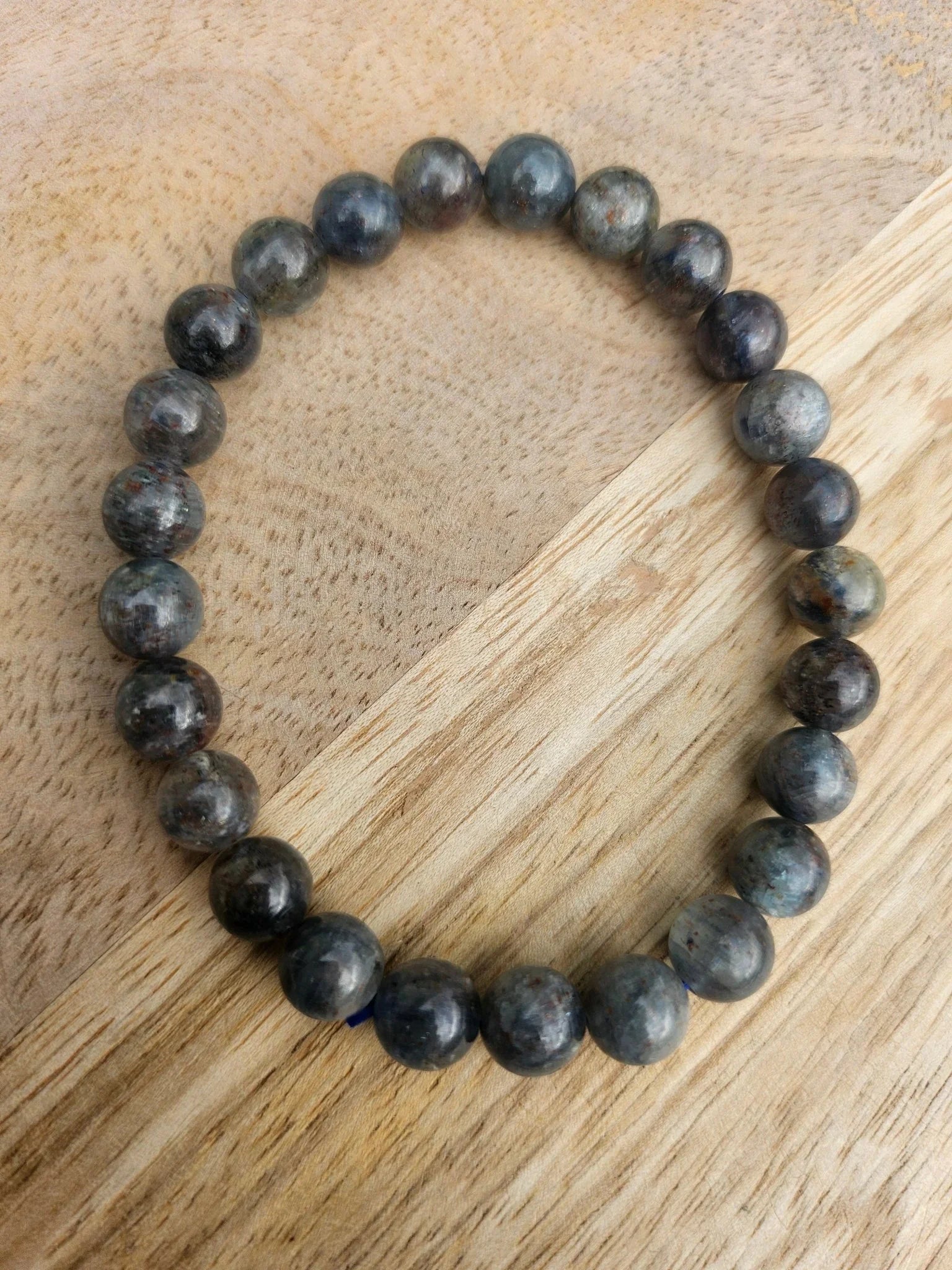 Bracelet “Athéna” – Cyanite Bleue 8 mm – Sur mesure - Kumari Legacy