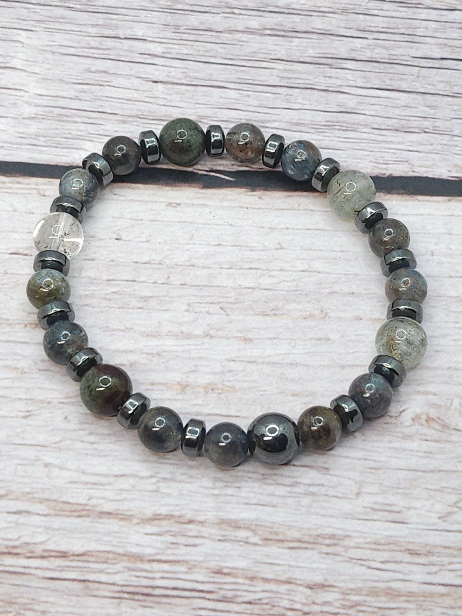 Bracelet Cyanite, Lodolite & Hématite 6mm - Kumari Legacy