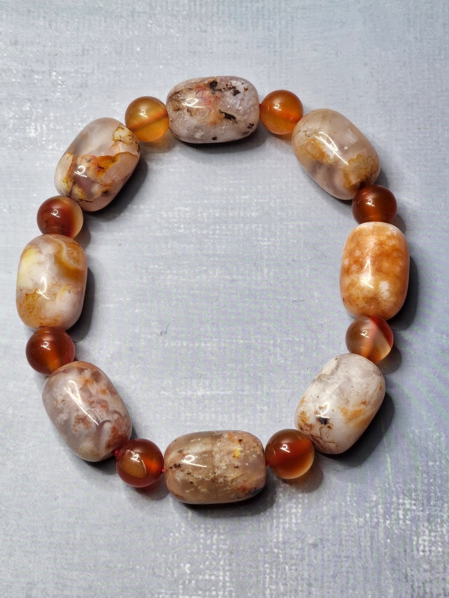 Bracelet “Flora” – Agate Fleur Barilés 12 mm – Sur mesure - Kumari Legacy