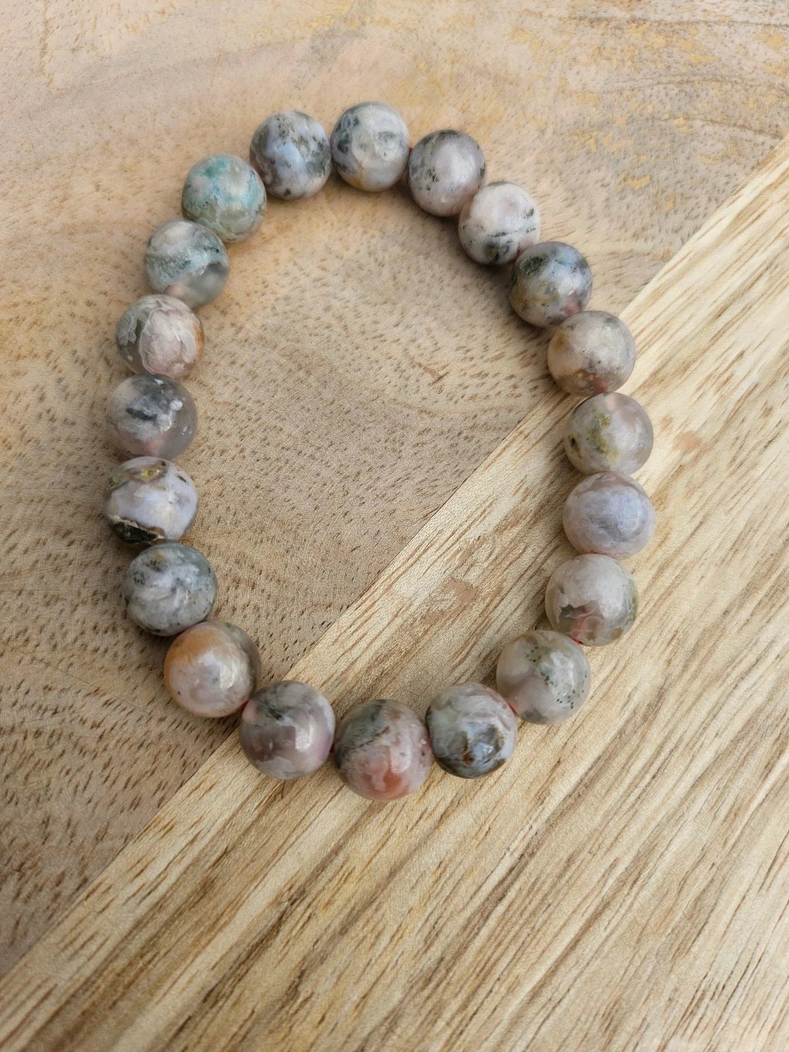 Bracelet “Gaïa” – Agate Fleur 12 mm – Sur mesure - Kumari Legacy