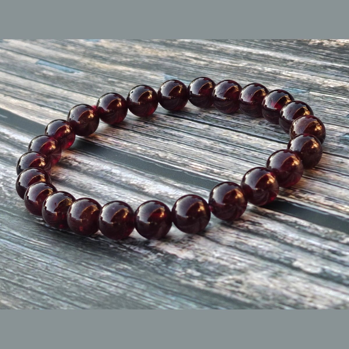 Bracelet Grenat – 8mm - Kumari Legacy