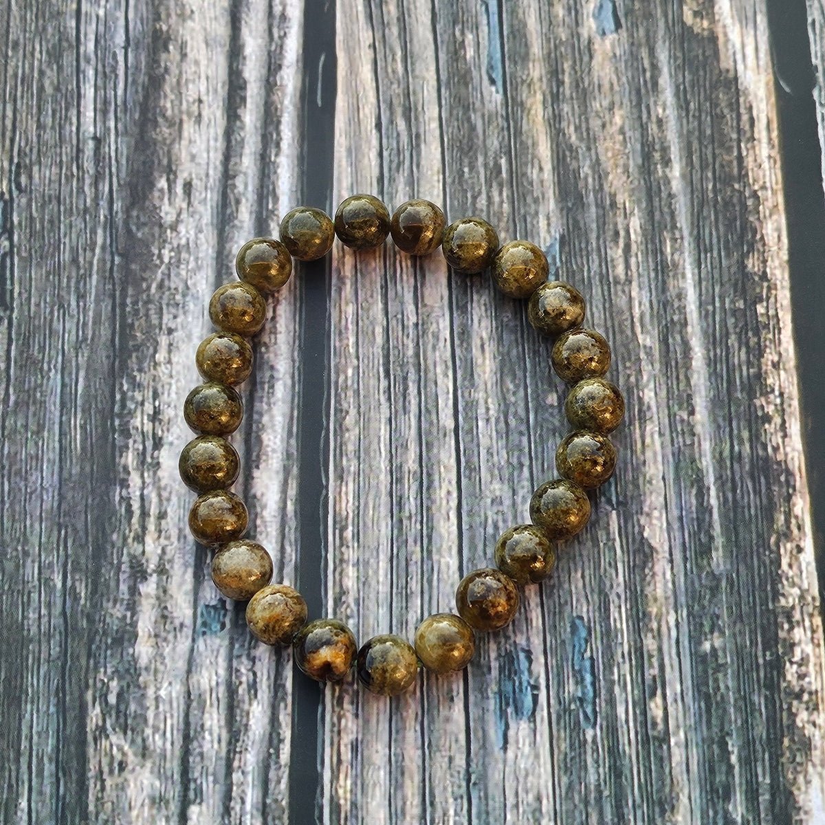 Bracelet Grenat vert – 8mm - Kumari Legacy