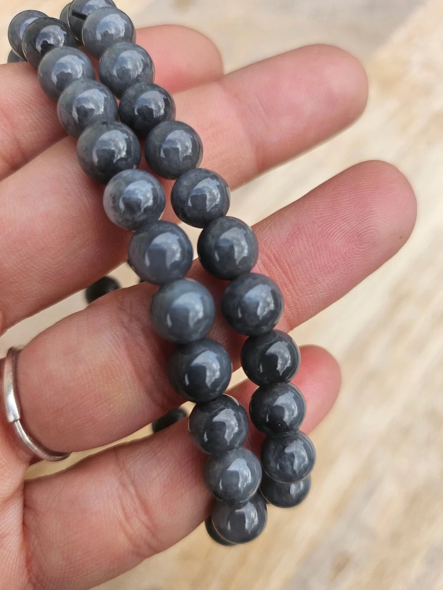 Bracelet Jade gris 8 mm – Wuji – Kumari Legacy - Kumari Legacy