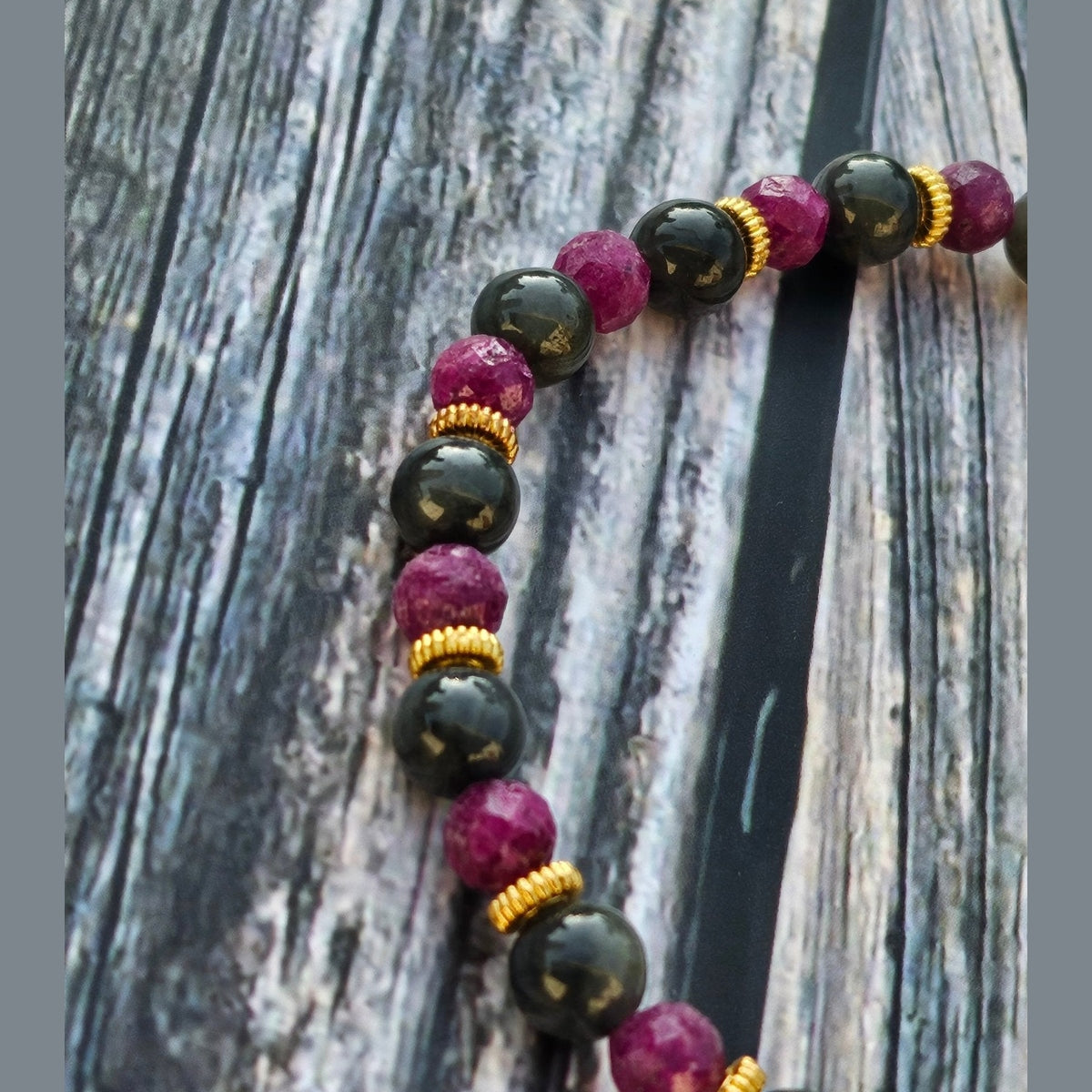 Bracelet Jade Wuji Gris & Rubis Nid d'Abeille – 5mm - Kumari Legacy