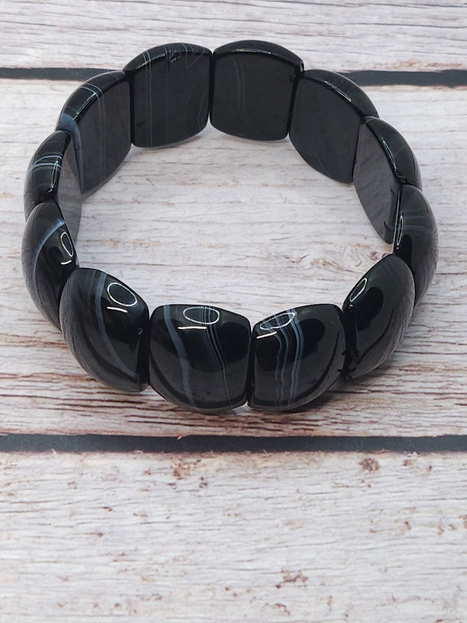 Bracelet Onyx Noir (perles rectangle plat) 8mm - Kumari Legacy