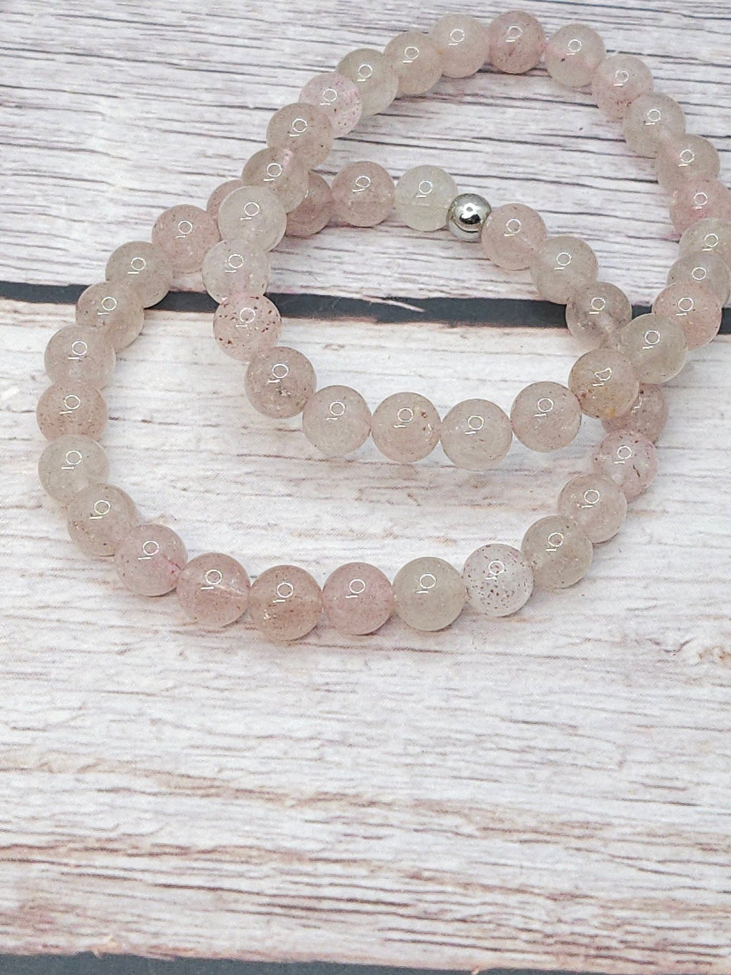 Bracelet Quartz Fraise 8mm - Kumari Legacy