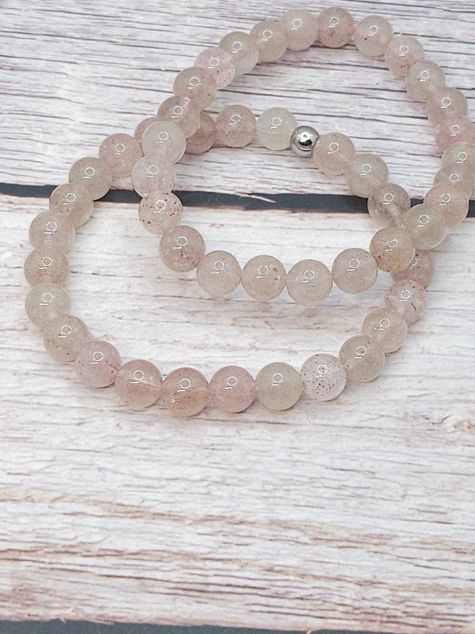 Bracelet Quartz Fraise 8mm - Kumari Legacy