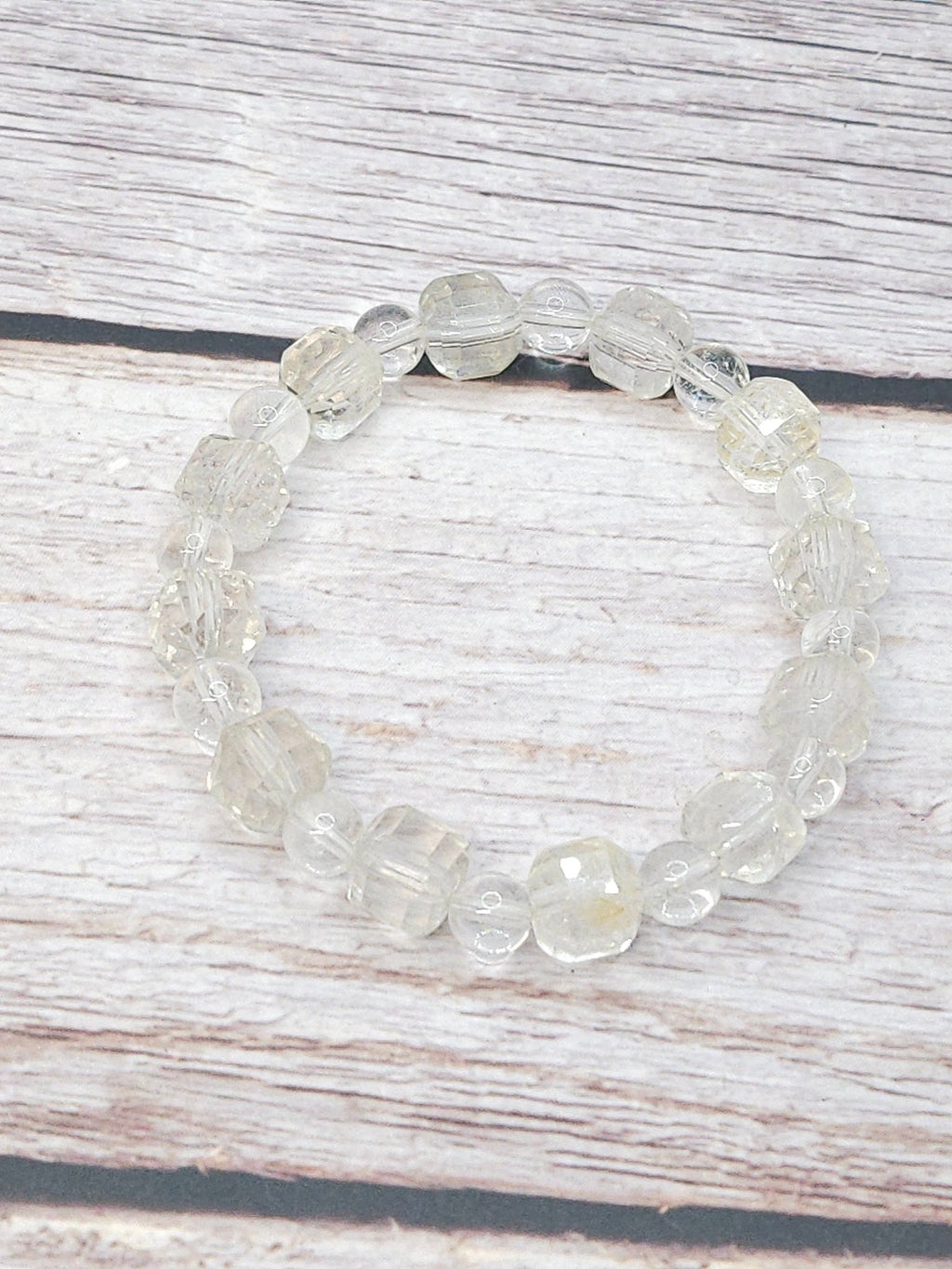 Bracelet Quartz (perles carrées) 8mm - Kumari Legacy