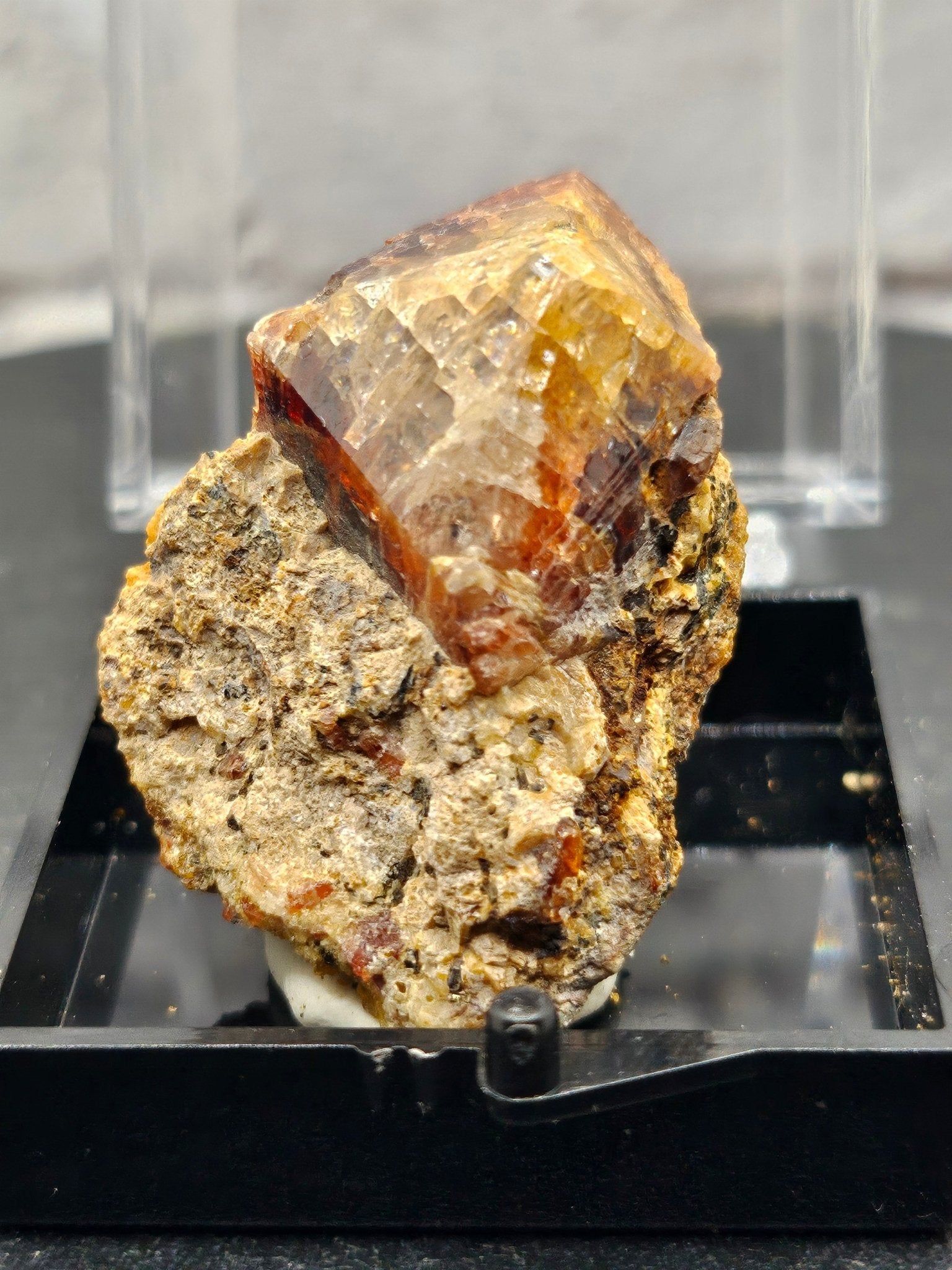 Grenat Almandin Pakistan – Spécimen Collector GRA - C | 21.89g - Kumari Legacy