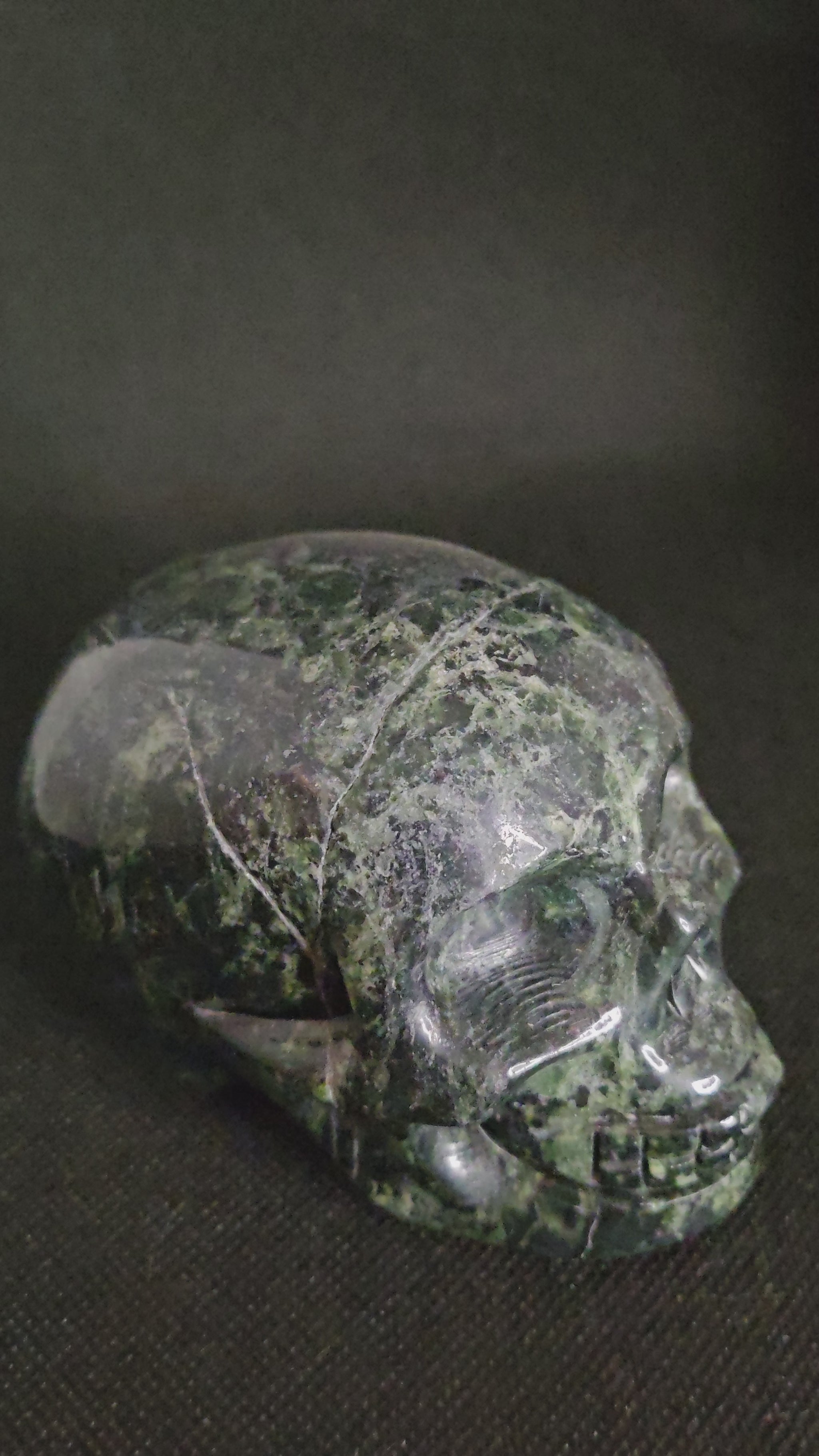 Crâne en Jaspe Kambaba - 10 cm - Pierre Lithothérapie