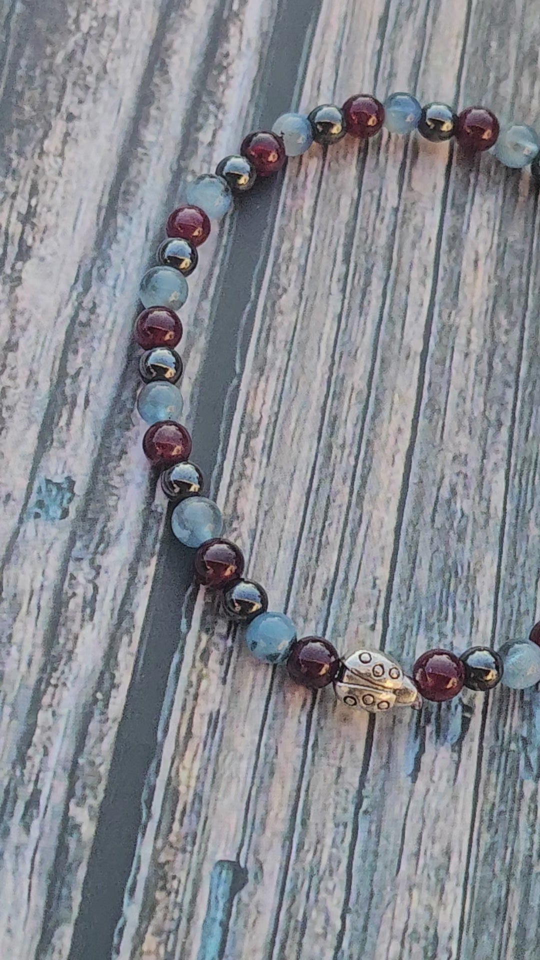 Bracelet Aigue-marine & Grenat & Hématite – 4mm