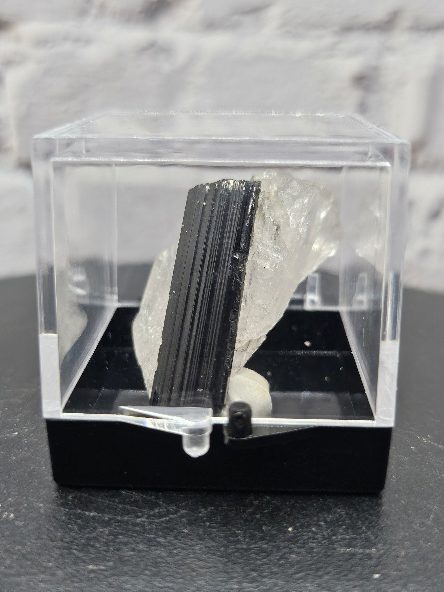 Quartz Hyalin & Tourmaline Himalaya – Spécimen Collector QHT - A | 12.13g - Kumari Legacy