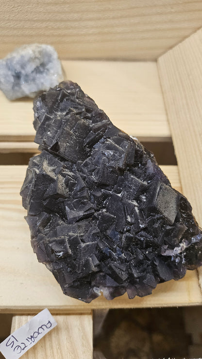 Spécimen de Fluorite Noire avec Micca Noir - Pierre brute de collection