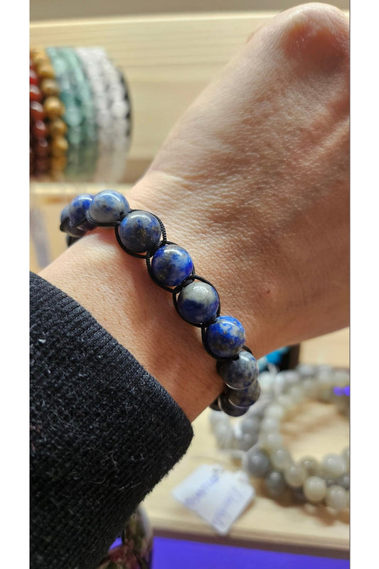Bracelet Macramé Lapis Lazuli - Élégance Intemporelle et Énergie Éclairante

