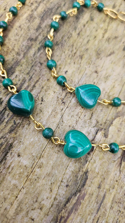 Parure en Malachite : Collier, Boucles d'Oreilles et Bracelet - - Kumari Legacy