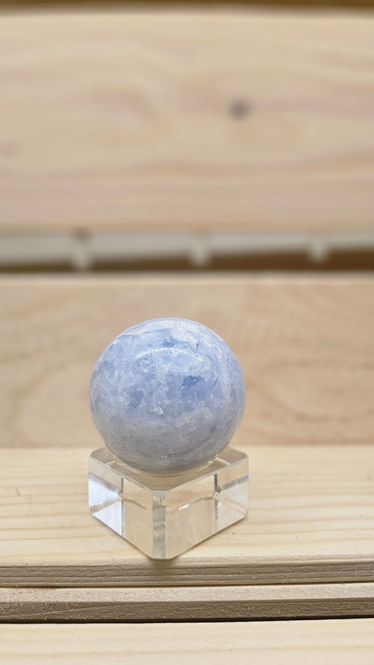 Sphère en Calcite Bleue - Calme et Sérénité