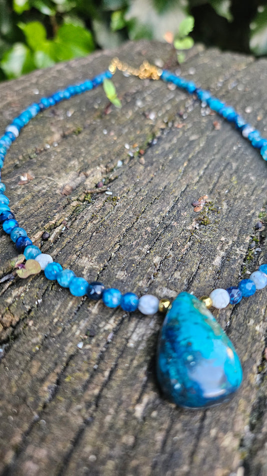 Collier "Éclat" en Azurite et Agate Bleue - Sagesse et Sérénité -agate, azurite, collier, sérénité - Kumari Legacy