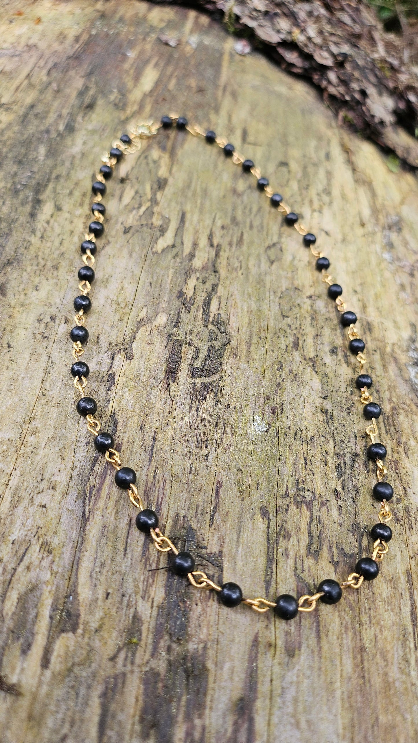 Collier shungite 4 mm couleur gold