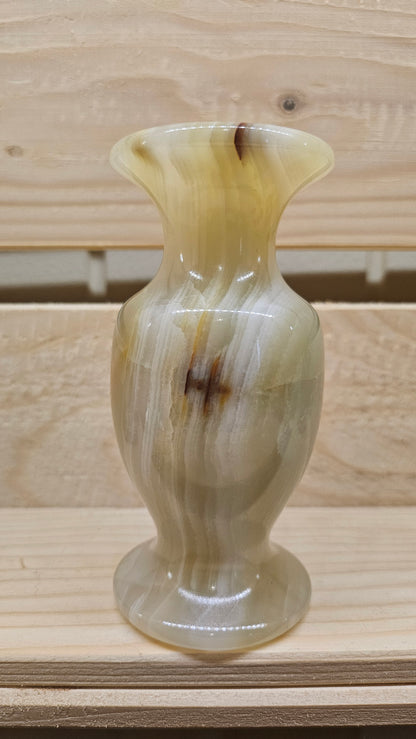 Vase en Jade d'Afghanistan - Artisanat d'Excellence