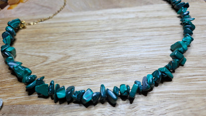 Collier Tour de Cou en Malachite + Bracelet en Pierres Brutes