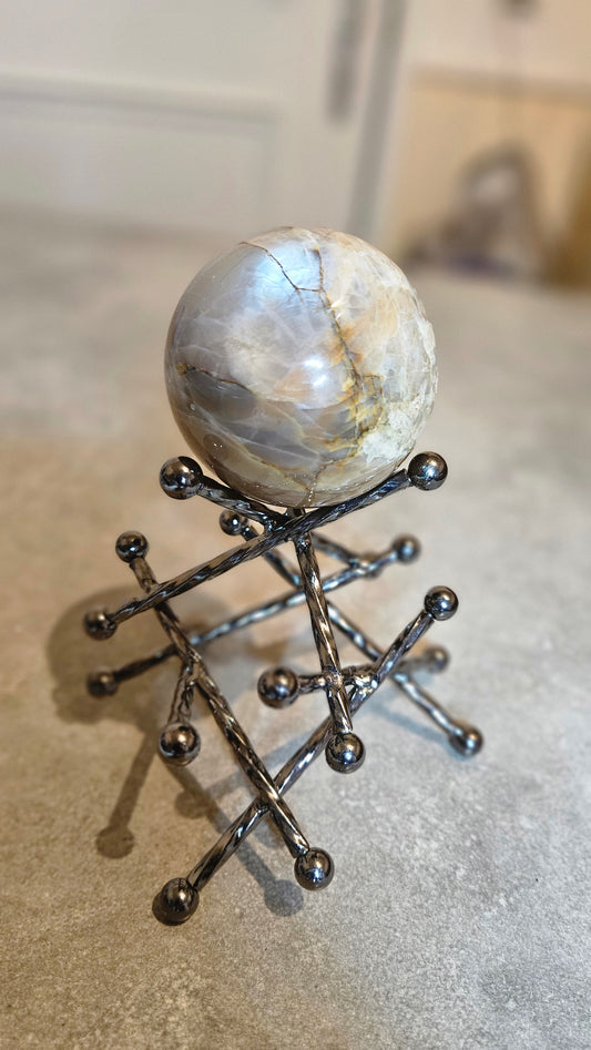 Sphère en Pierre de Lune Pêche - Équilibre et Sérénité