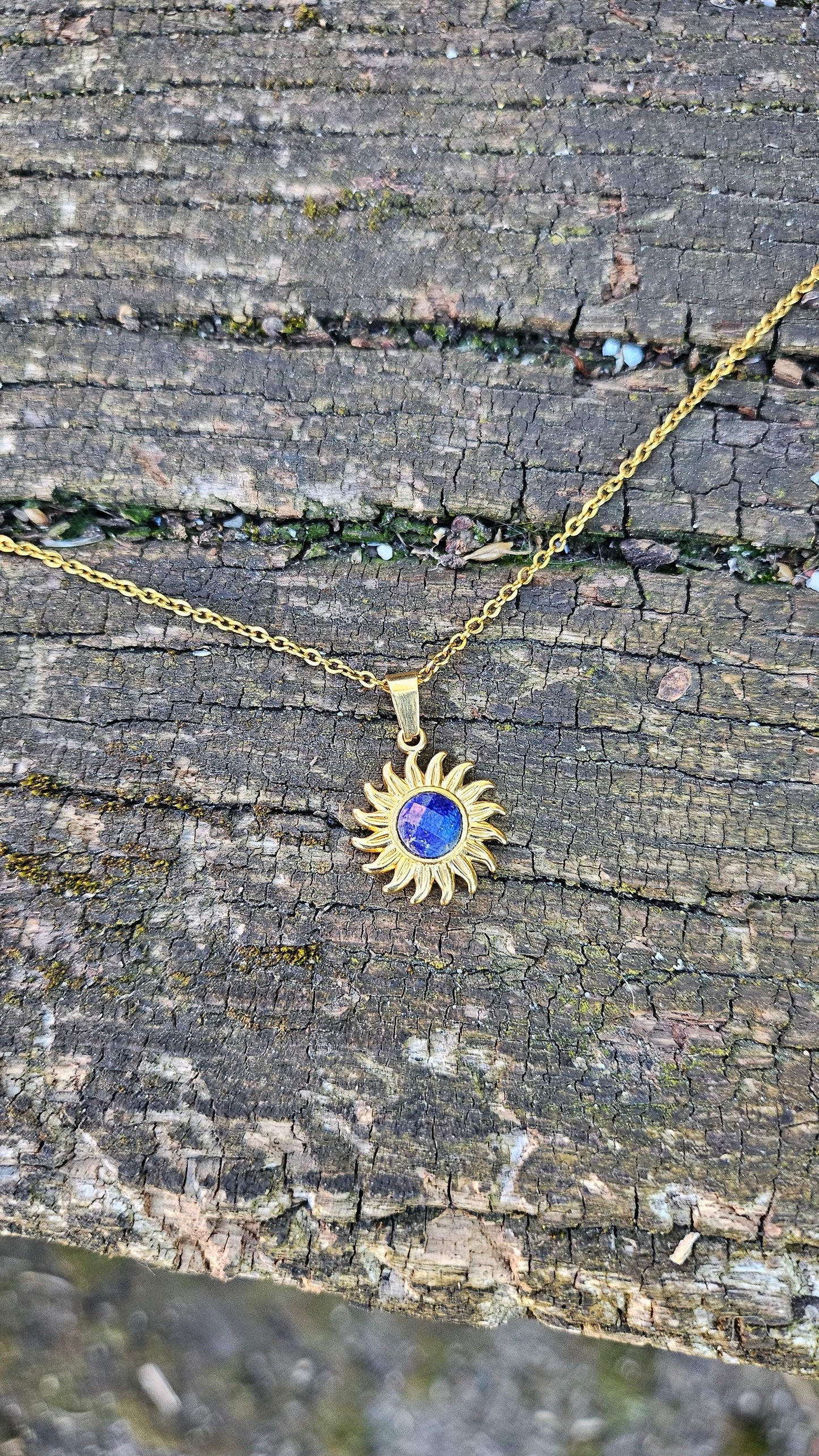 Collier "Soleil" en Lapis Lazuli - Éclat de Sagesse et de Protection