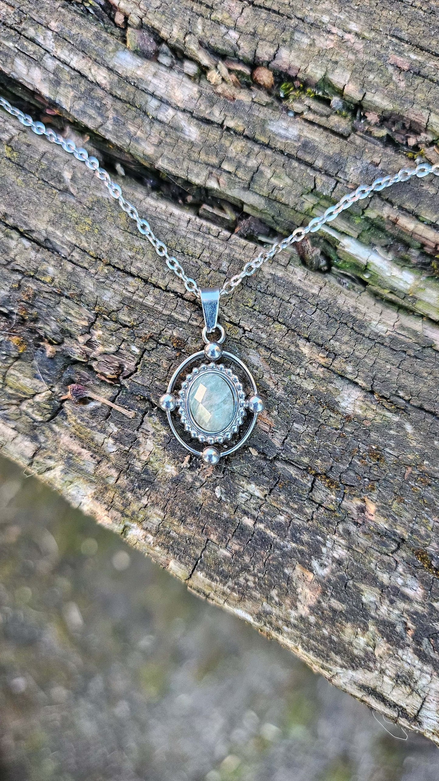 Pendentif "Médaillons de lumière" en Amazonite - Apaisement et Énergie Positive